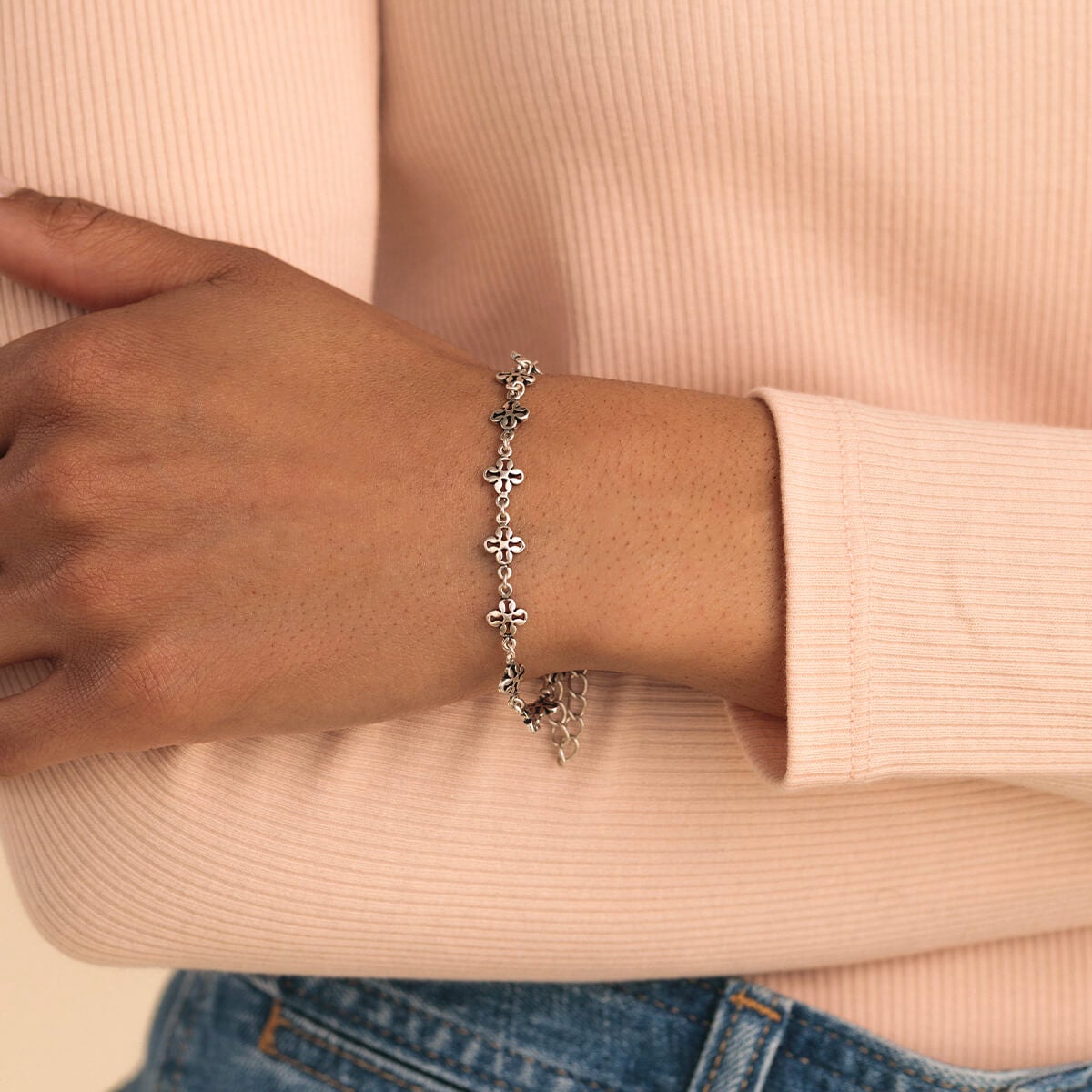 spring-pdp-v66-flower-bracelet.jpg